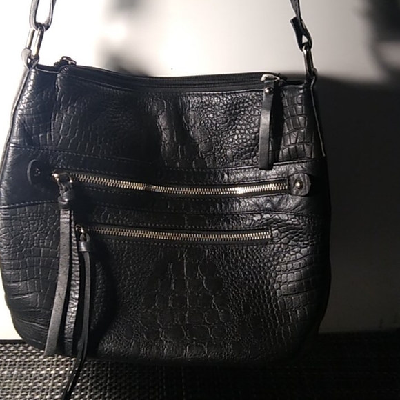 Leather works - Picture 1 of 4